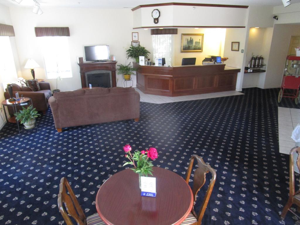 Voyager Inn Saint Ignace Luaran gambar