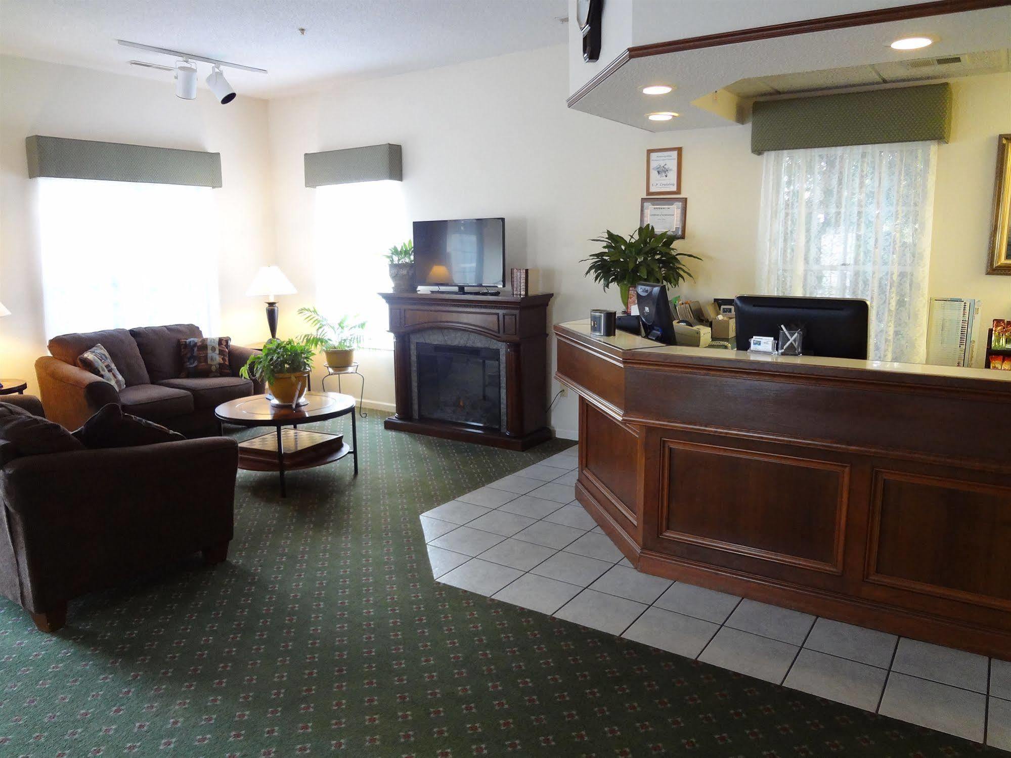Voyager Inn Saint Ignace Luaran gambar