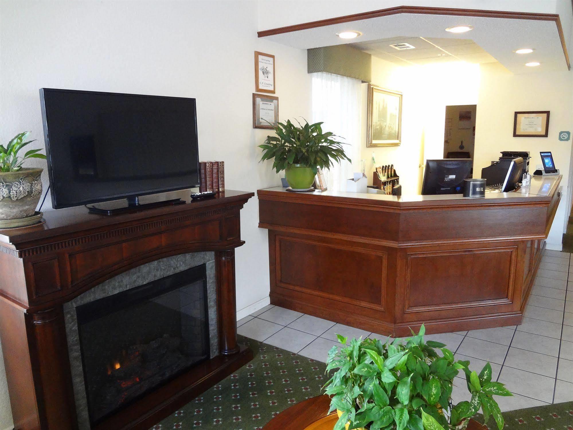 Voyager Inn Saint Ignace Luaran gambar