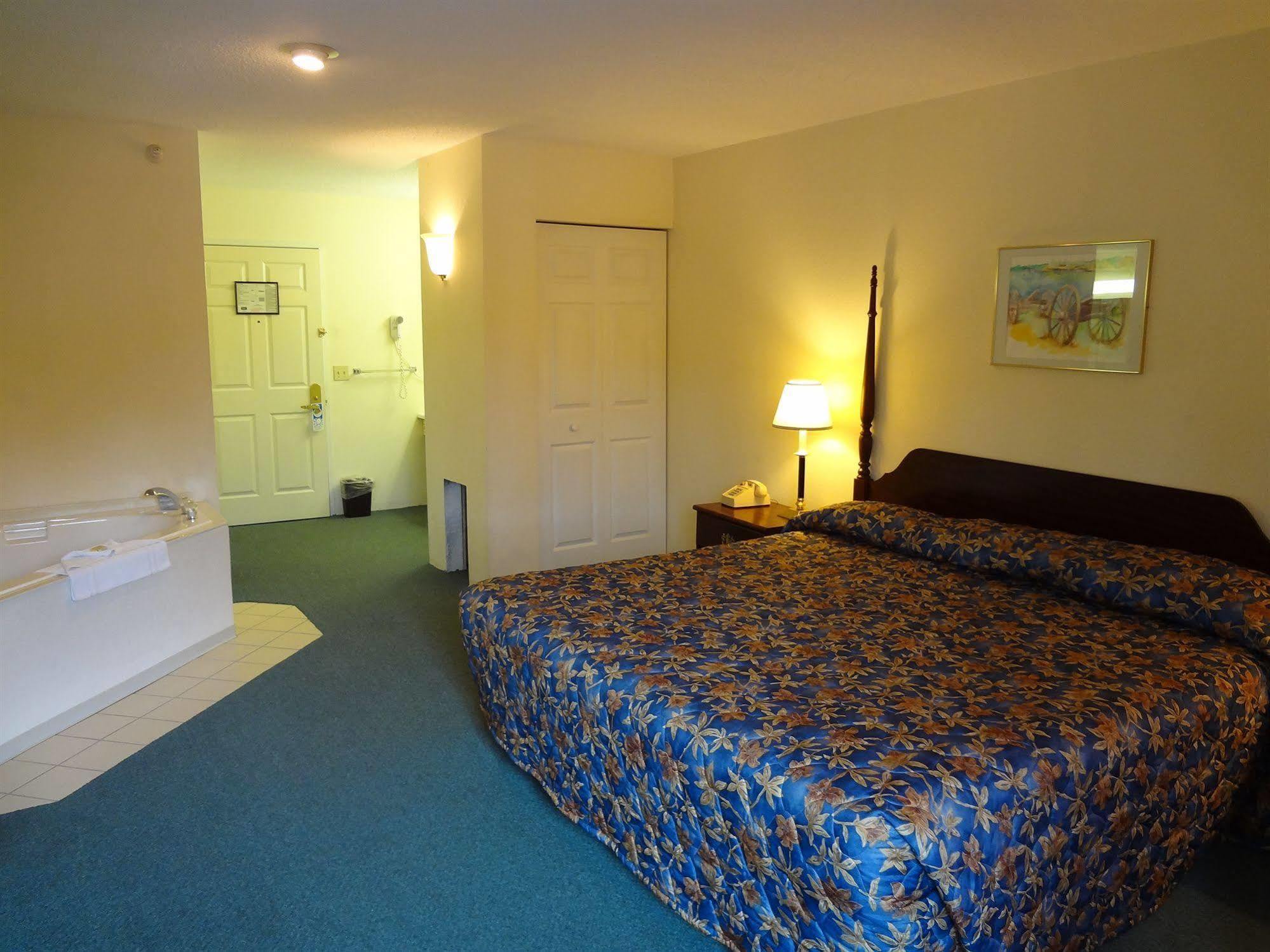 Voyager Inn Saint Ignace Luaran gambar