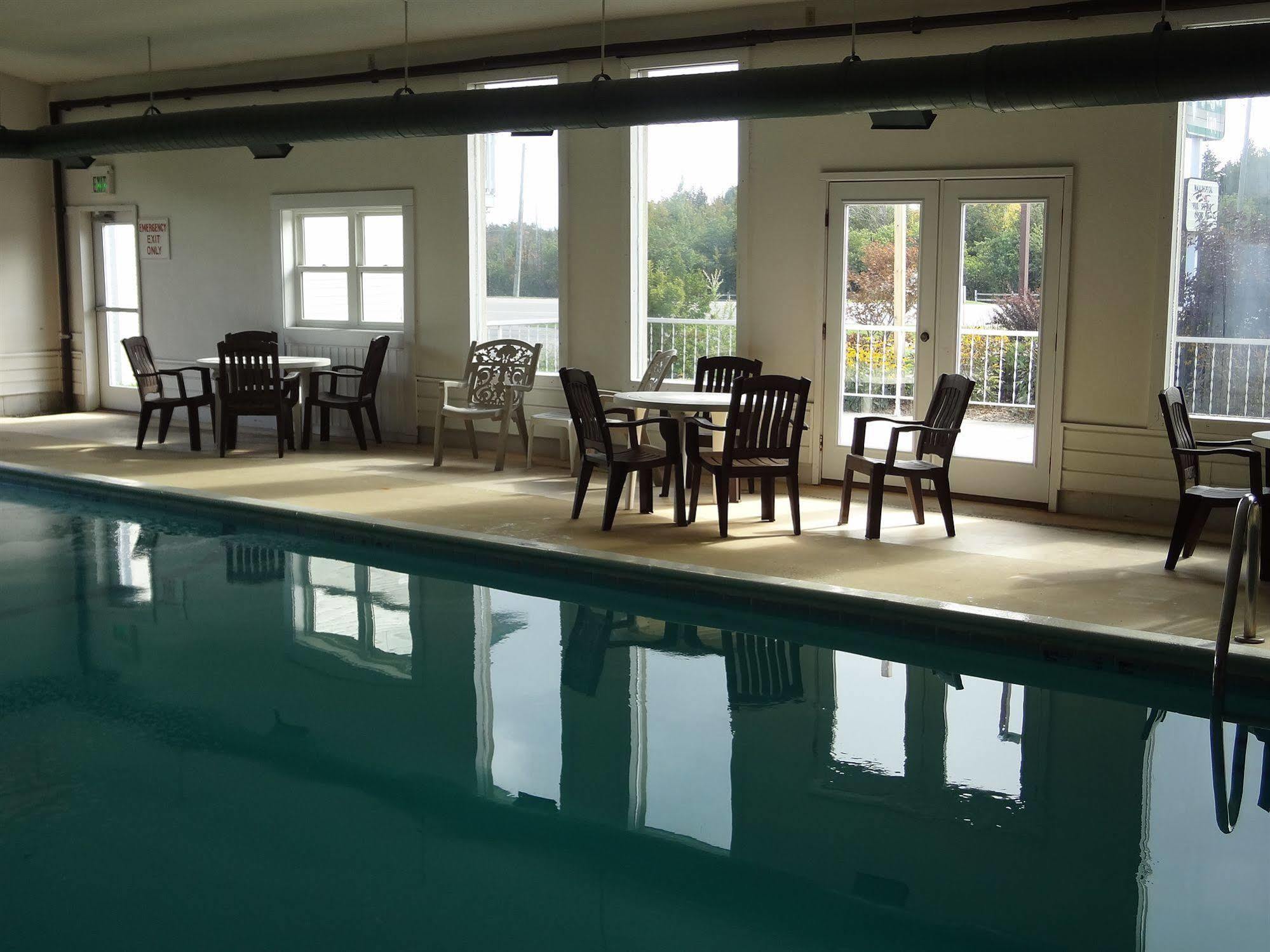 Voyager Inn Saint Ignace Luaran gambar